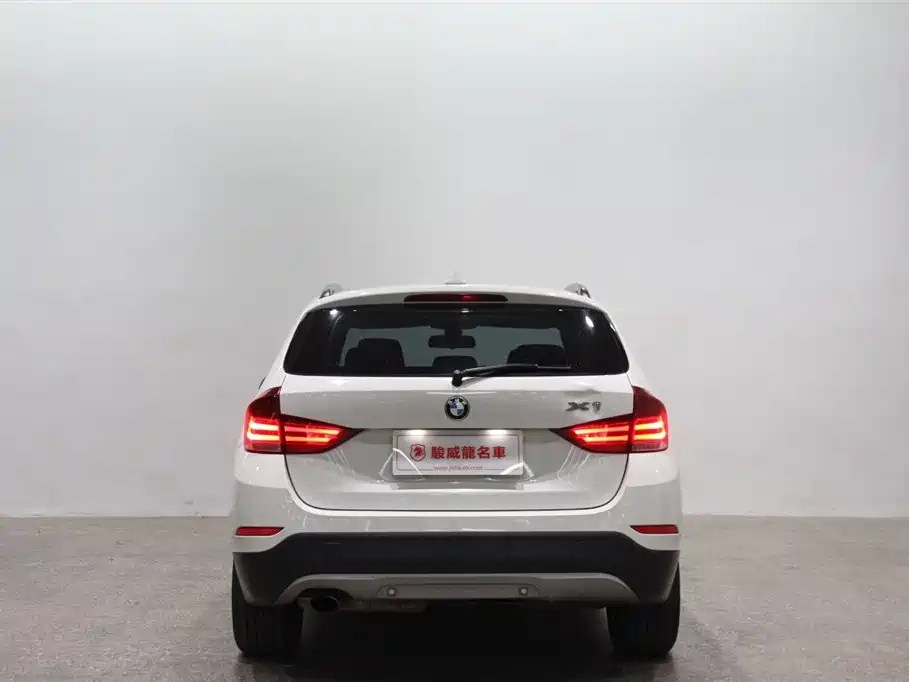 BMW X1 2013 — фото 5