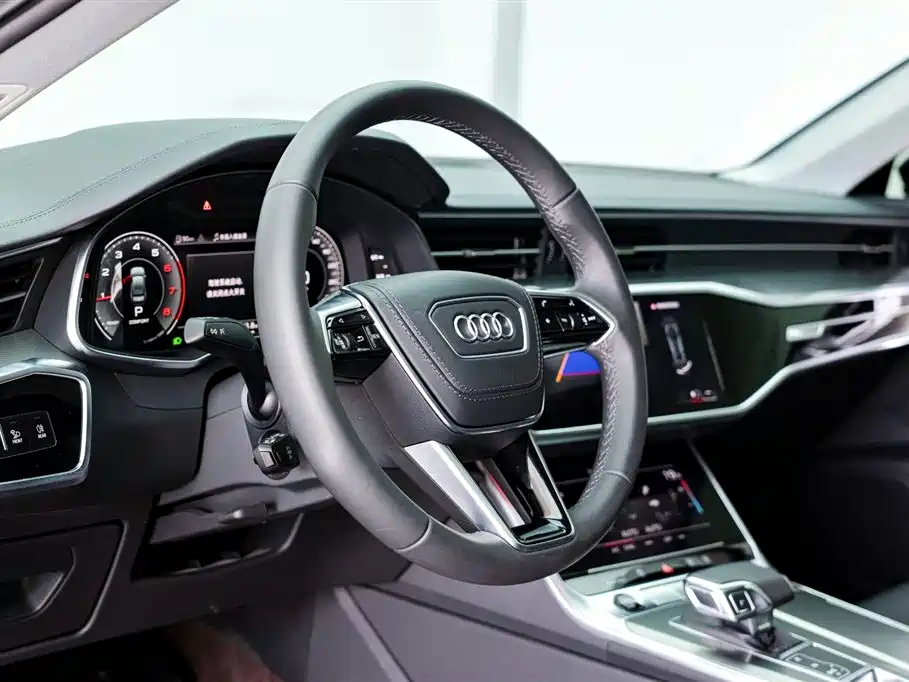 Audi A6L 2023 — фото 17