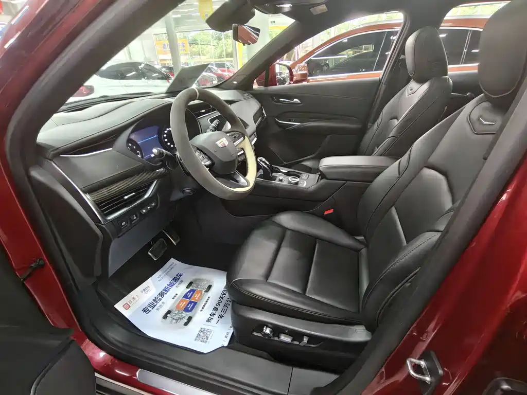 Cadillac XT4 2021