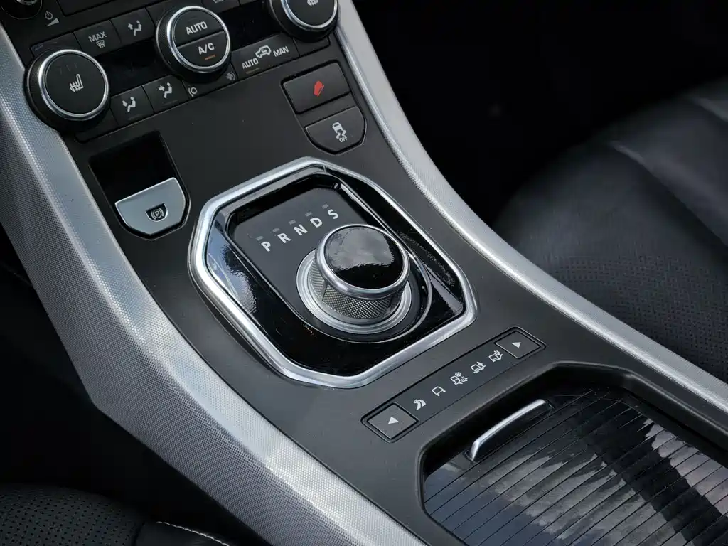 Land Rover Range Rover Evoque 2012 — фото 16