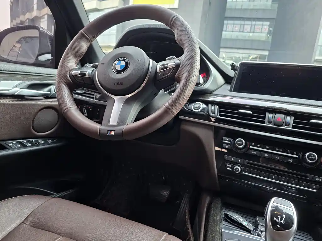BMW X5 2019 — фото 26