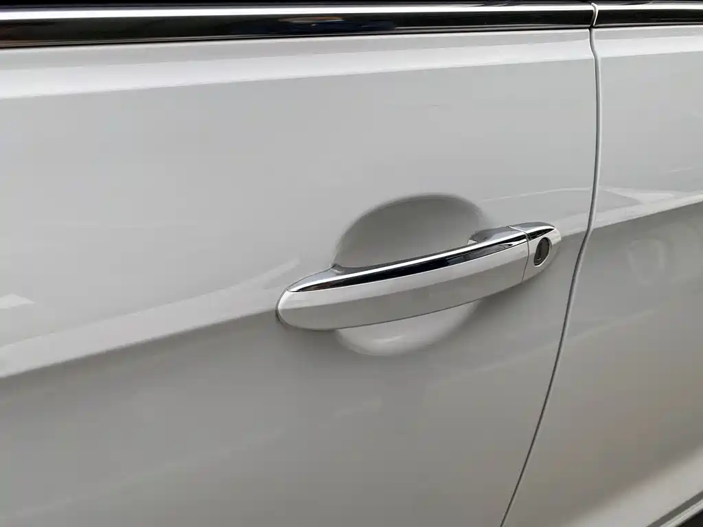 Volkswagen Jetta 2017 — фото 15