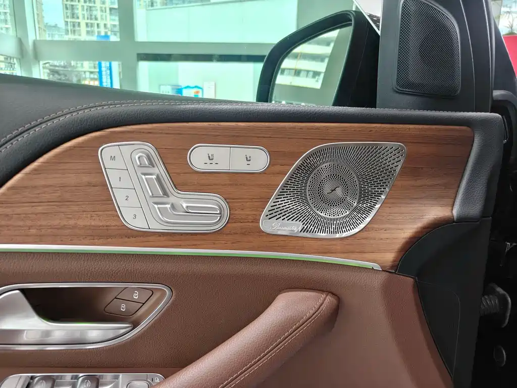 Mercedes-Benz GLE 2023 — фото 10