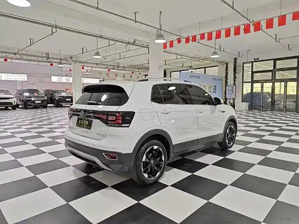 Volkswagen Tacqua 2023