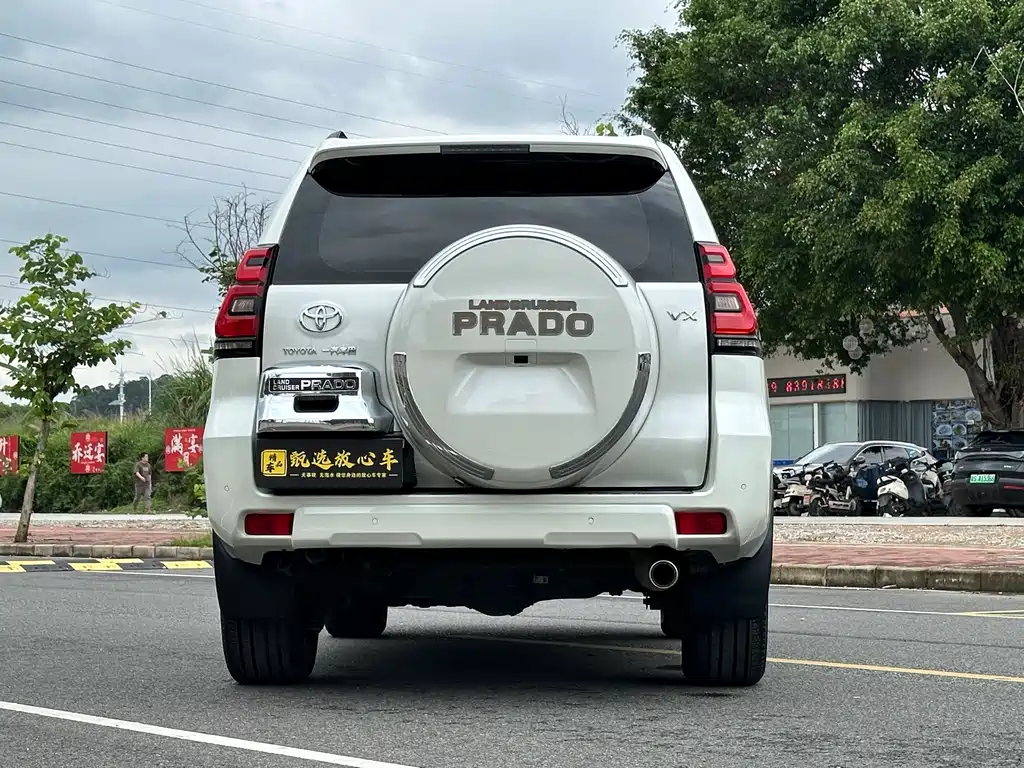Toyota Prado 2018 — фото 5
