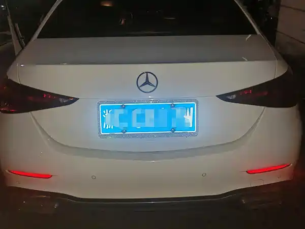 Mercedes-Benz C-Class 2023