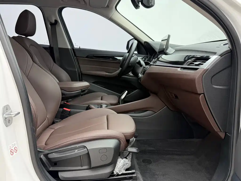 BMW X1 2023 — фото 13
