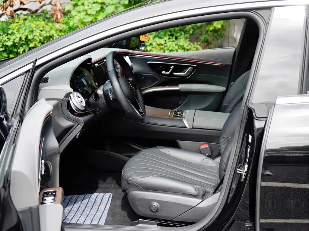 Mercedes-Benz EQS 2023 — фото 12
