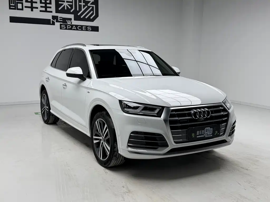 Audi Q5L 2021 — фото 3