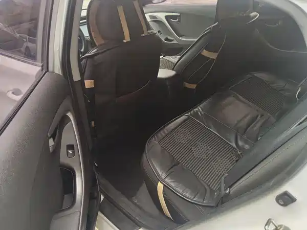 Hyundai Elantra Langdong 2016