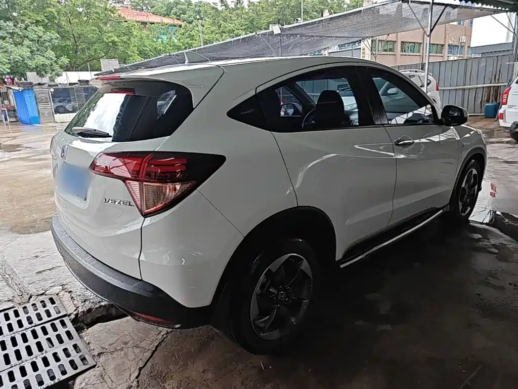 Honda Vezel 2017 — фото 7