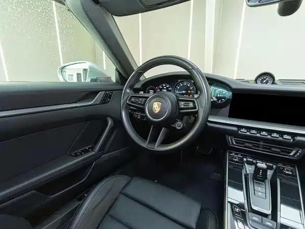 Porsche 911 2021