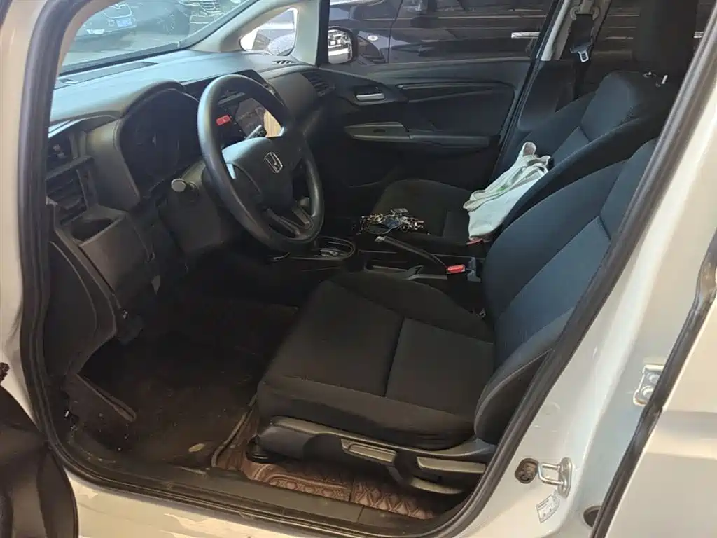 Honda Fit 2016 — фото 15