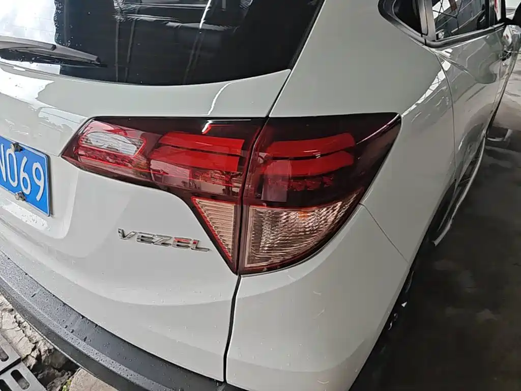 Honda Vezel 2017 — фото 8