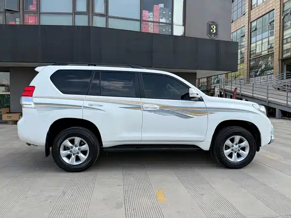 Toyota Prado 2010