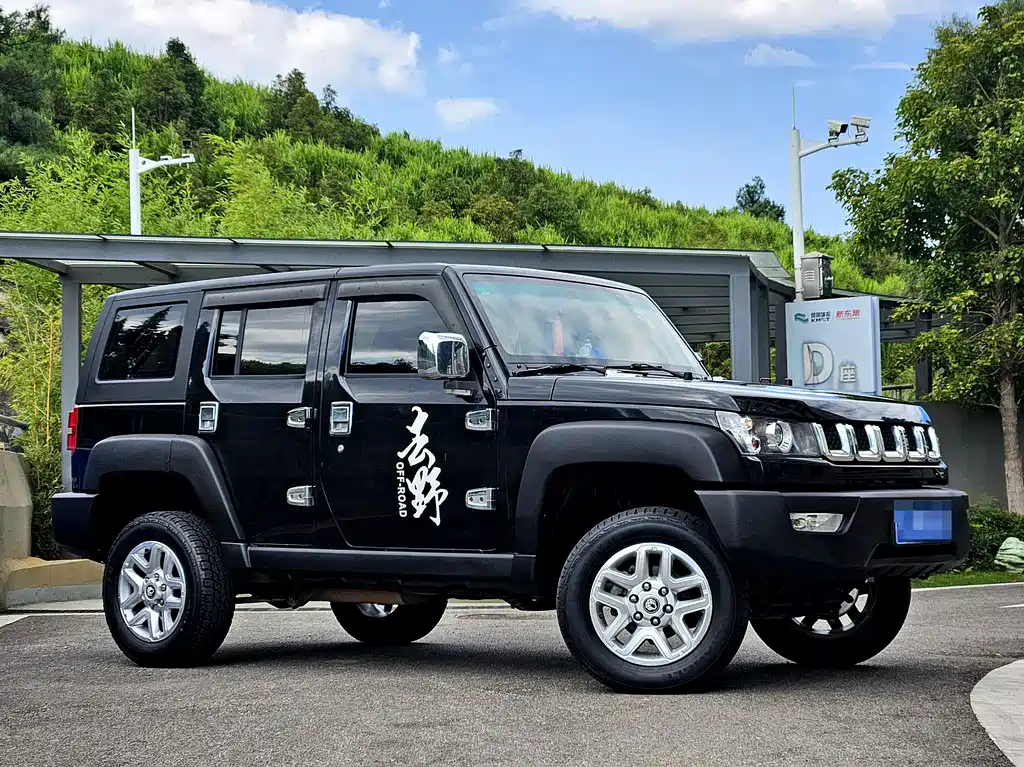 BAIC BJ40 2016 — фото 3
