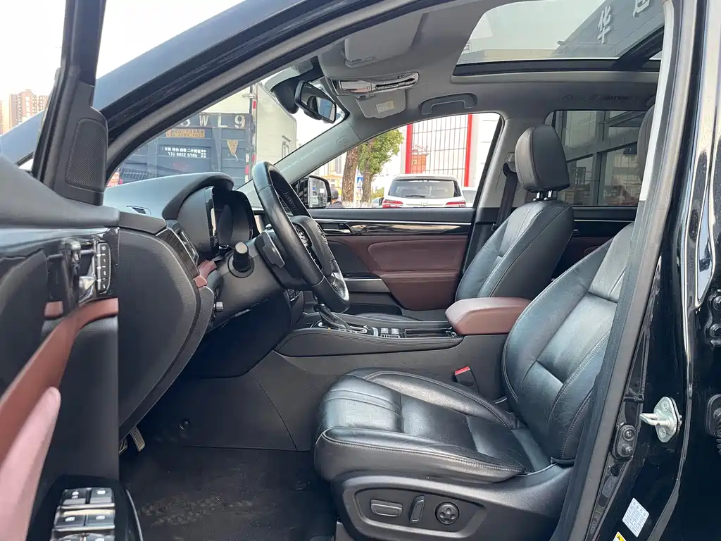 GAC Motor Trumpchi GS8 2019 — фото 4