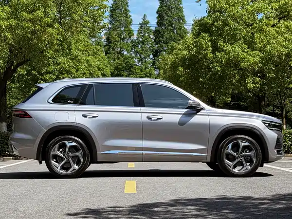 Geely Xingyue L 2024
