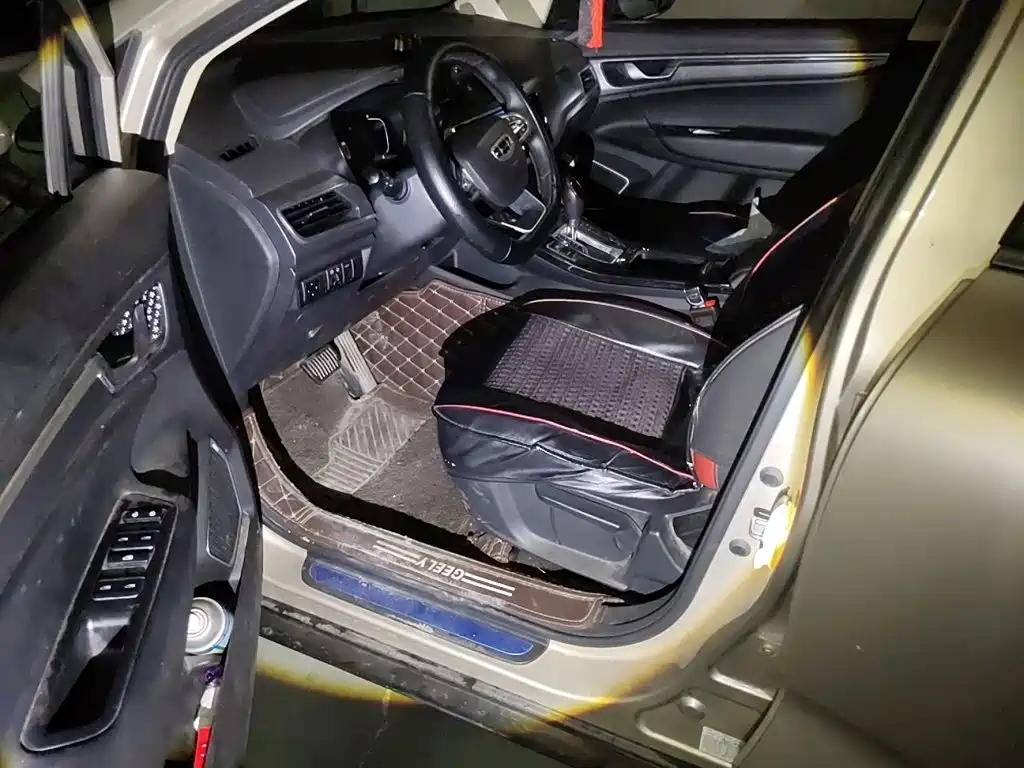 Geely Emgrand GS 2020 — фото 14
