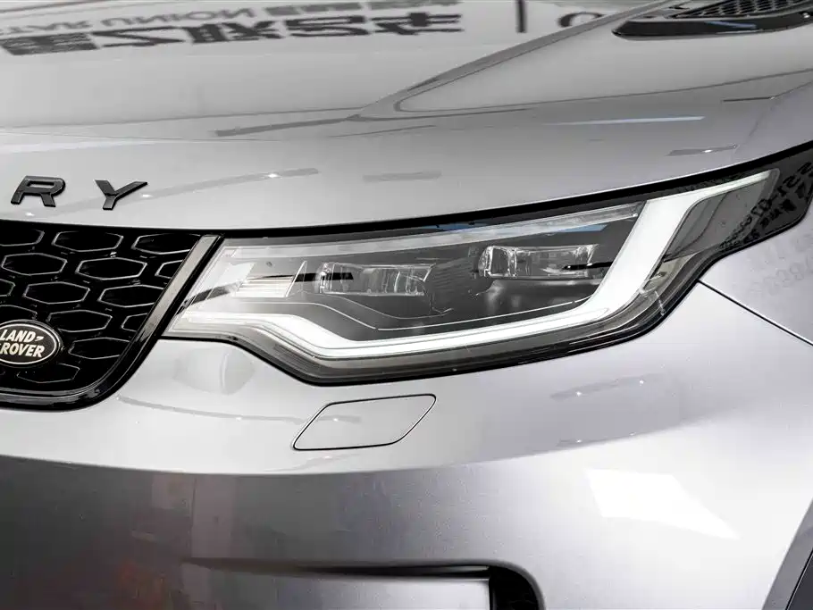 Land Rover Discovery 2023 — фото 4
