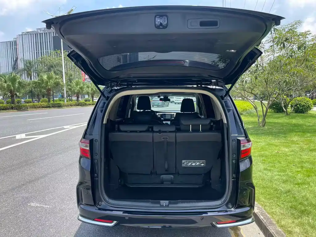 Honda Odyssey 2019 — фото 13