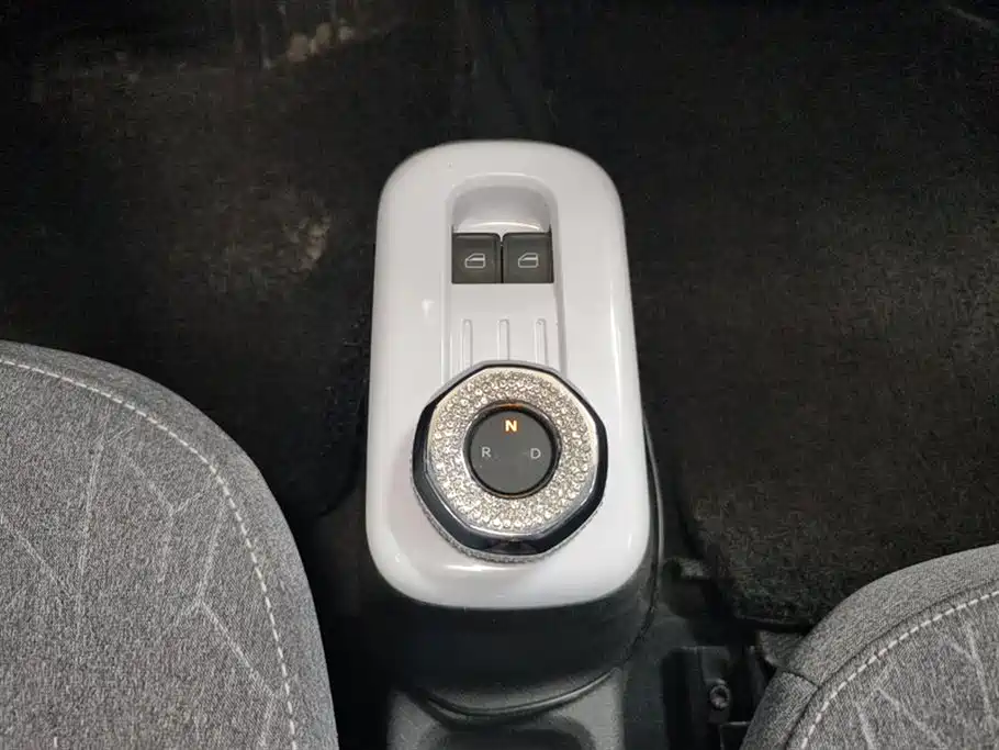 Geely Galaxy Panda 2024 — фото 16