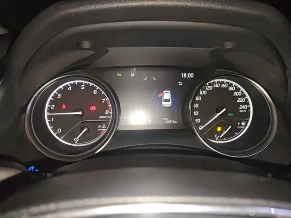 Toyota Camry 2019