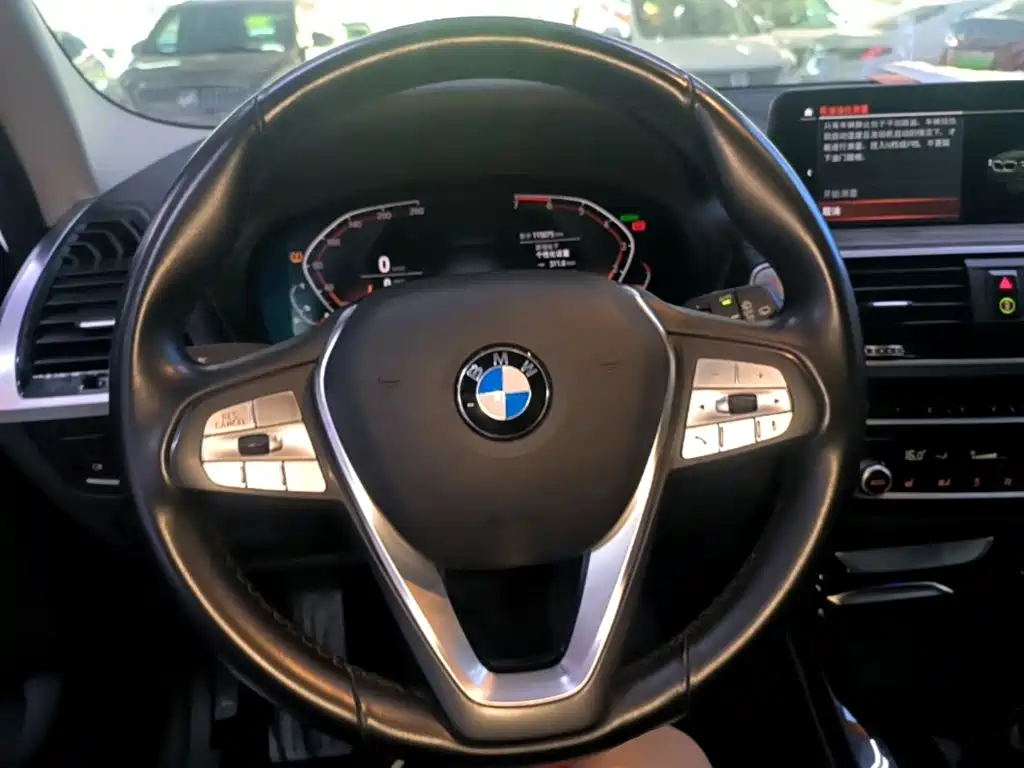 BMW X3 2019 — фото 11