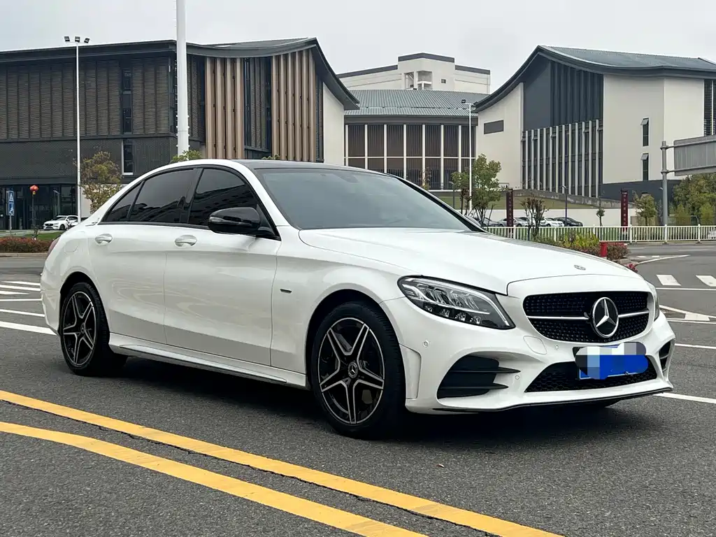 Mercedes-Benz C-Class 2021 — фото 3