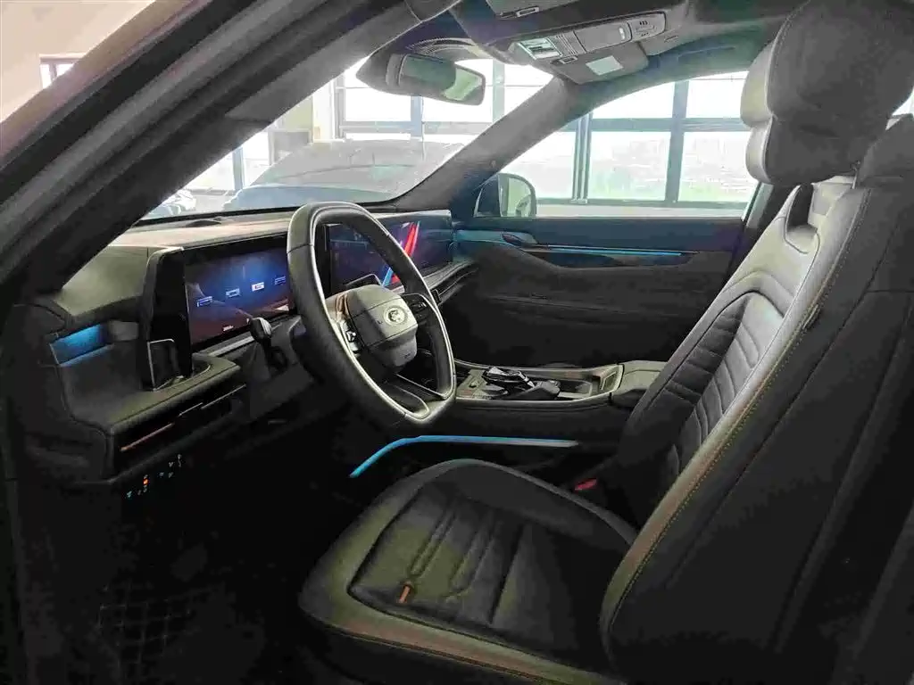 Ford Edge 2023 — фото 7