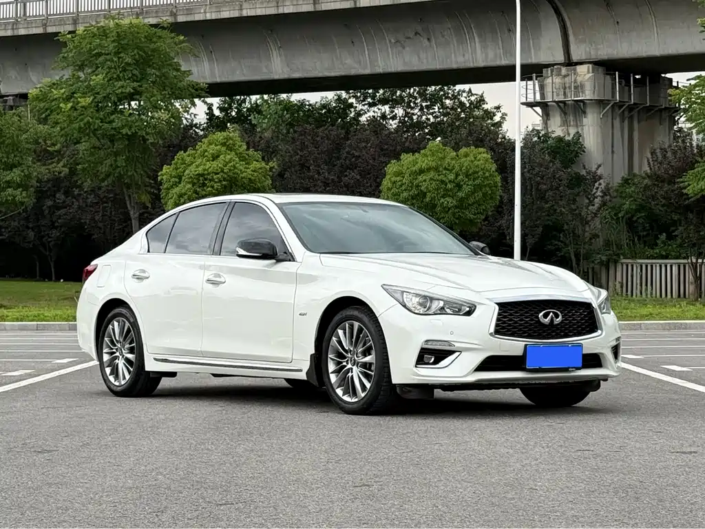Infiniti Q50L 2021