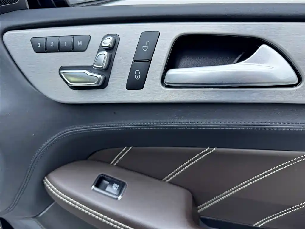 Mercedes-Benz GLE AMG 2020 — фото 11