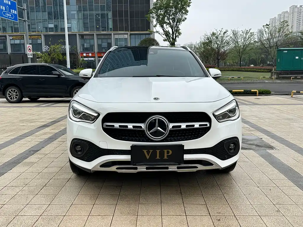Mercedes-Benz GLA 2023 — фото 2