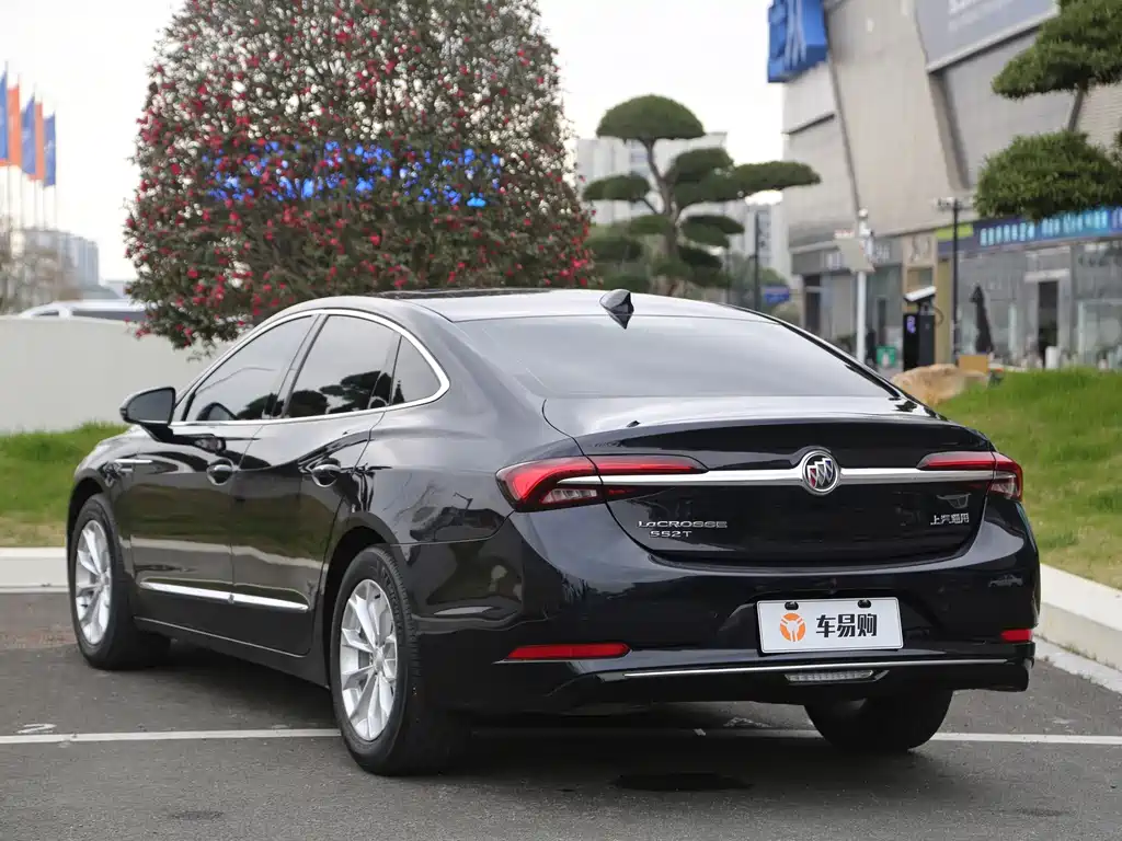 Buick LaCrosse 2022 — фото 19