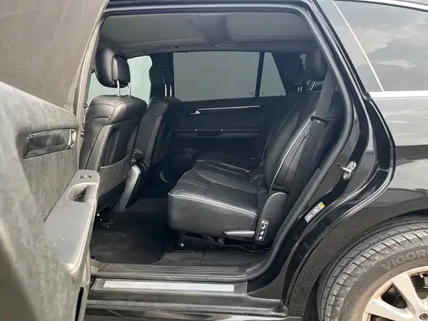 Mercedes-Benz R-Class 2017