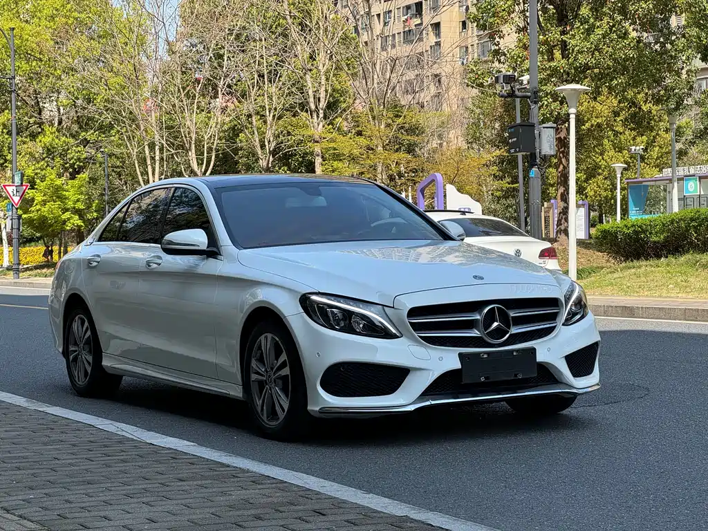 Mercedes-Benz C-Class 2017 — фото 9