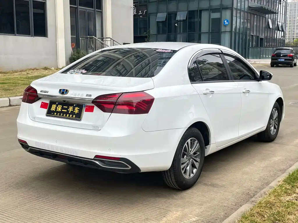 Geely Emgrand 2018