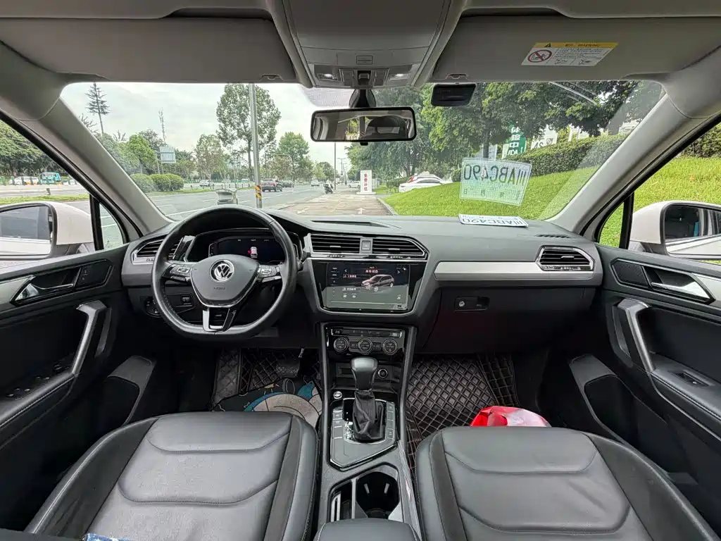 Volkswagen Tiguan L 2021 — фото 13