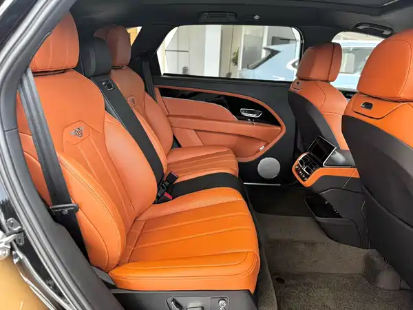 Bentley Bentayga 2026