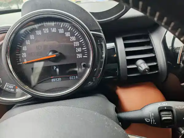 MINI 2016
