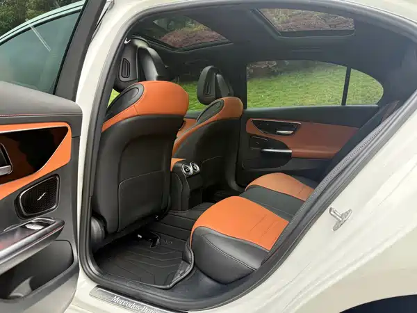 Mercedes-Benz C-Class 2023