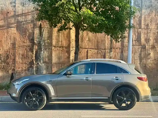 Infiniti FX 2009