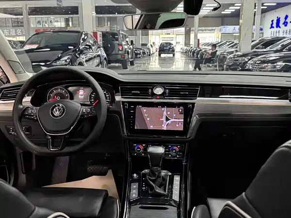 Volkswagen Phideon 2019