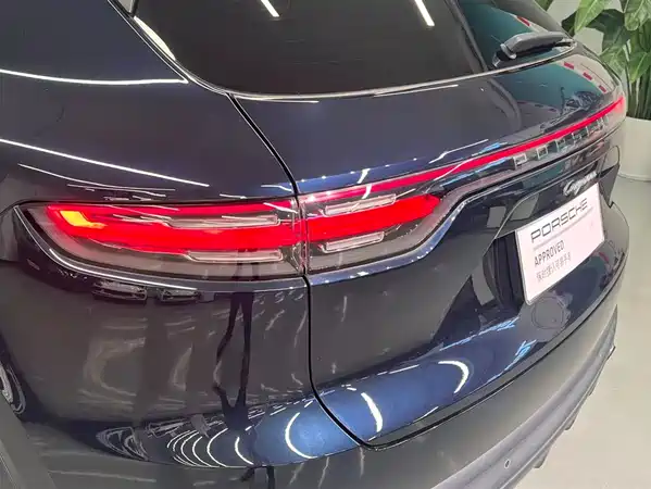 Porsche Cayenne 2022