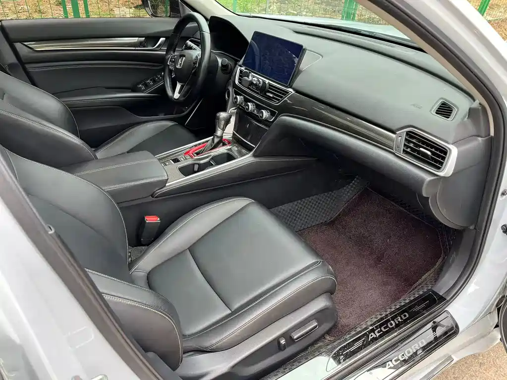 Honda Accord 2023 — фото 14