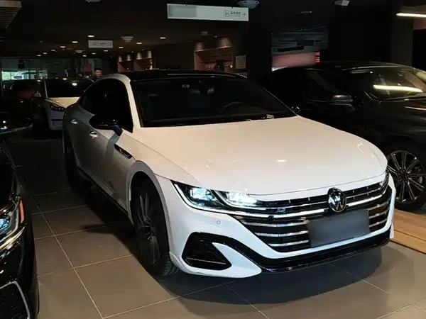 Volkswagen CC 2024
