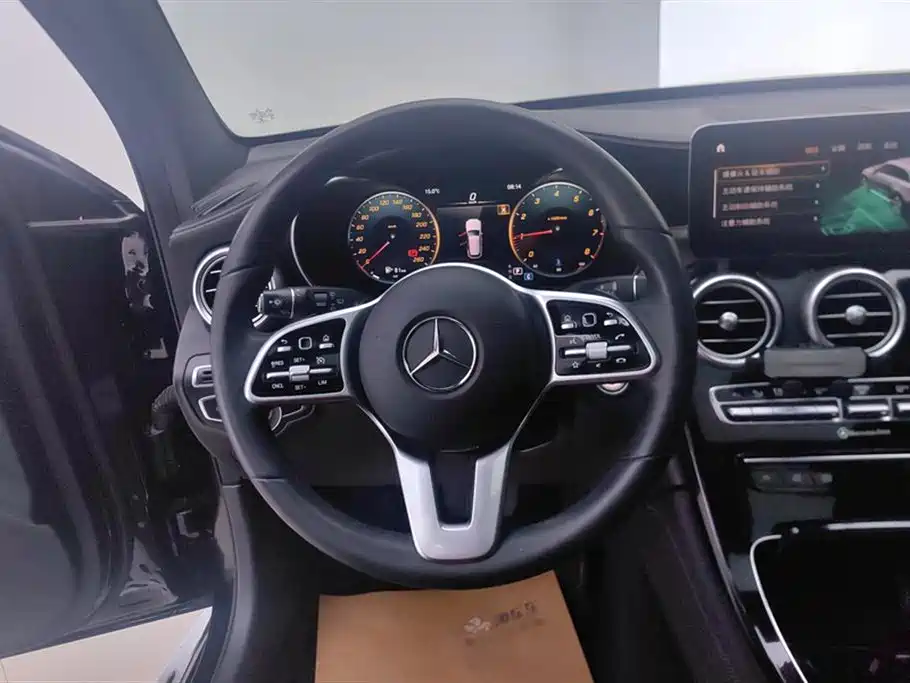Mercedes-Benz GLC 2020 — фото 15