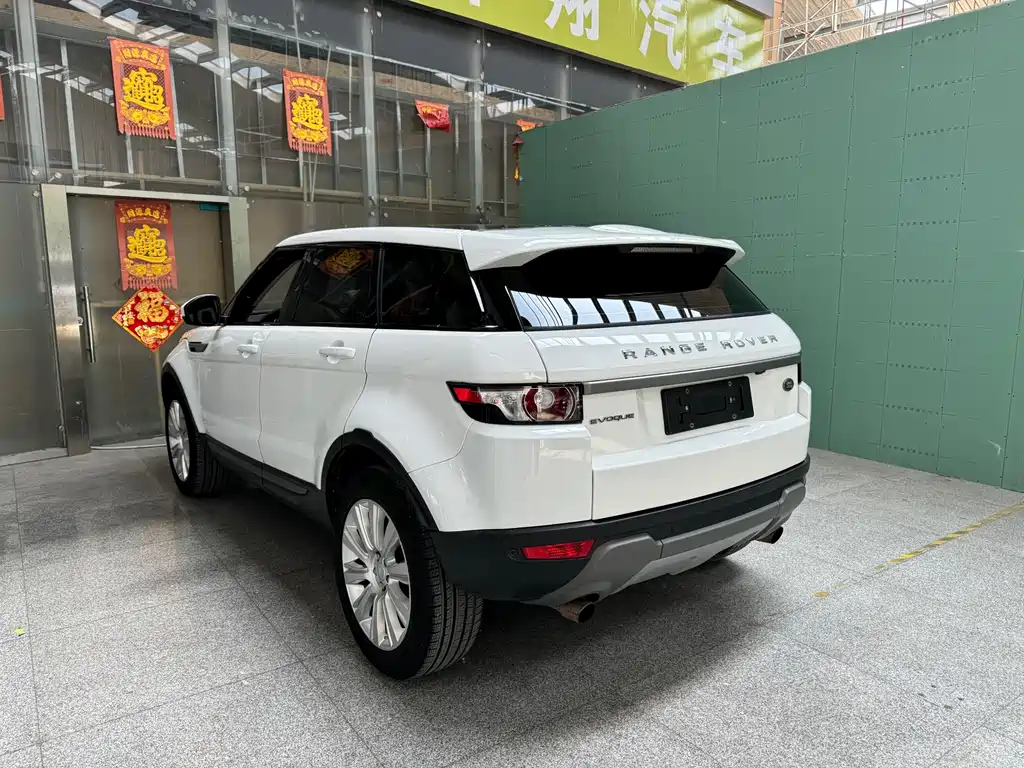 Land Rover Evoque 2016 — фото 12