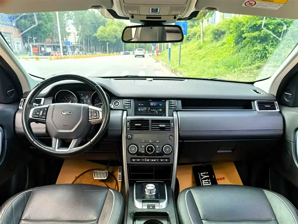 Land Rover Discovery Sport 2019 — фото 8