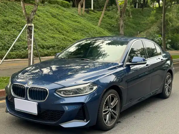 BMW 1 Series 2021